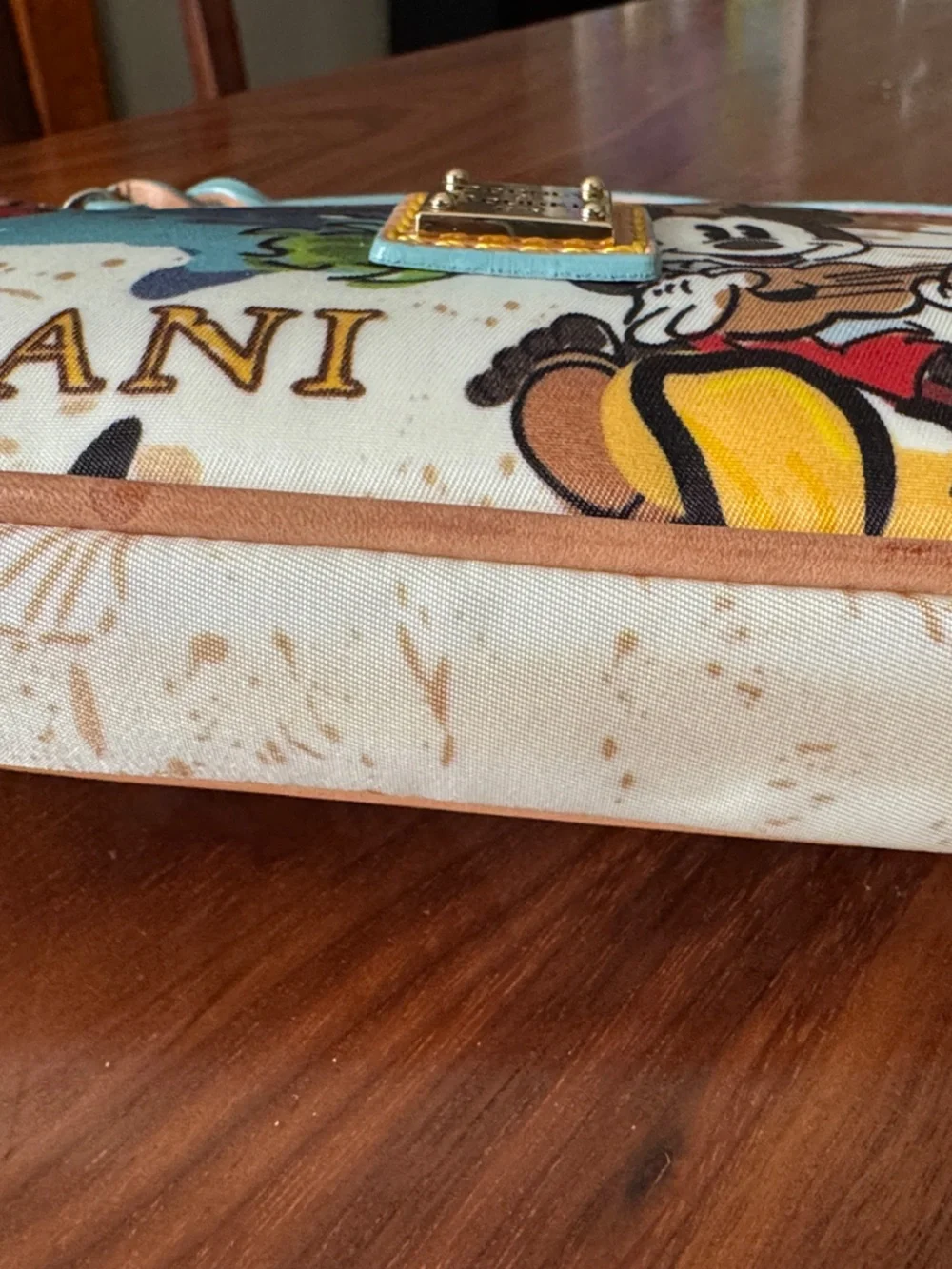 Dooney & Bourke Multicolor Mickey & Minnie Printed Crossbody Aulani Beach Scene